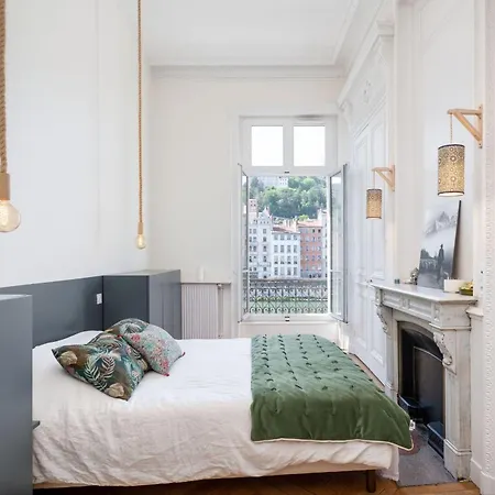 Les Balcons De Fourviere - With View *