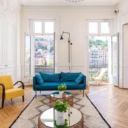 Daire Les Balcons De Fourviere - With View Lyon